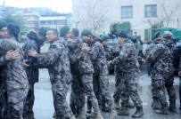 HAREKAT POLİSİ - Polis Özel Harekata mehterli karşılama