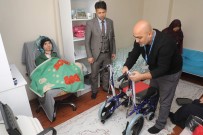 YEŞILPıNAR - Engelli Vatandaşın Tekerlekli Sandalye Sevinci