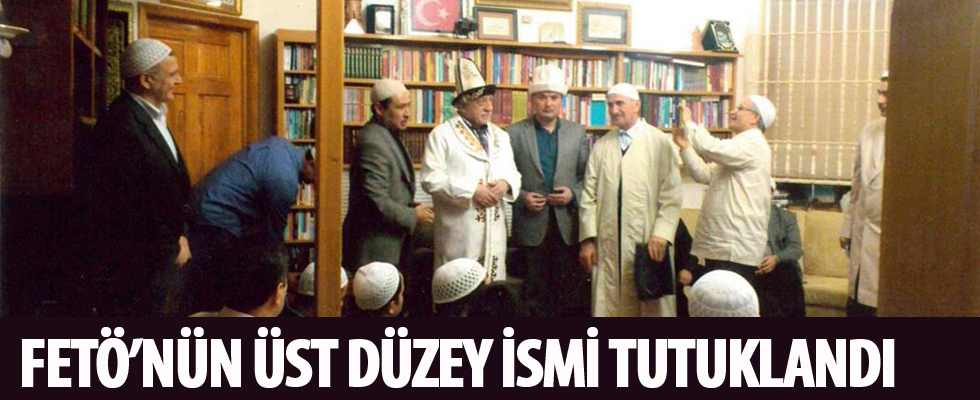 FETÖ'nün beyin takımlarından Bekmezci İzmir'de tutuklandı