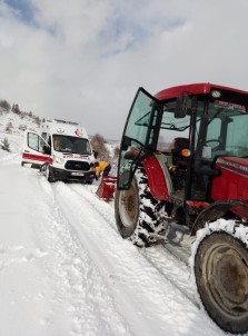 Hastaya Müdahaleye Giden 112 Ekibi Karda Mahsur Kaldı