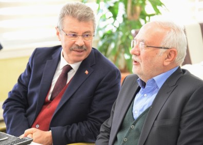 Önceki Dönem Ekonomi Bakanı Mustafa Elitaş Kayseri Şeker'de Temaslarda Bulundu