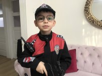 NÖBETÇİ POLİS - Yunus Polislerinden Küçük Erdem'e Doğum Günü Sürprizi