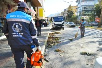 ŞİDDETLİ FIRTINA - Alanya'da Fırtına Sonrası Temizlik