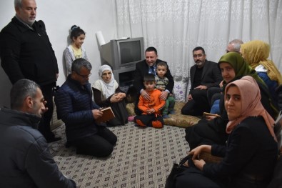 Başkan Beyoğlu Mağdur Aileye Sahip Çıktı