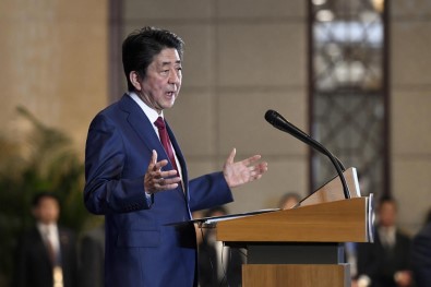 Japonya Başbakanı Abe'den Corona Virüsü Talimatı