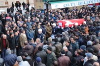 ŞENOL TURAN - Kalp Krizi Geçirerek Hayatını Kaybeden Polis Memuru, Son Yolculuğuna Uğurlandı