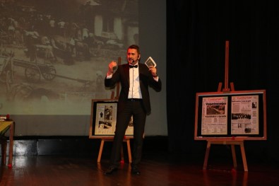 Kartal'da Atatürk'ün Hayatı, 'Vasiyet' Adlı Tek Kişilik Gösteriyle Anlatıldı