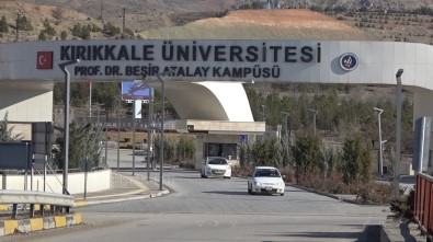 Kırıkkale Üniversitesinden 'Yanlış İğne Kör Etti' İddialarına İlişkin Açıklama