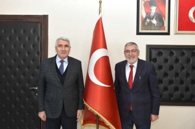 Meclis Başkanı Yılmaz'dan Başkan Bozkurt'a Ziyaret