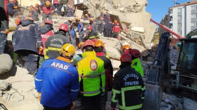 Şanılurfa'dan Elazığ'a Destek