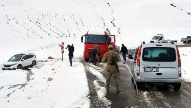 Siirt'te Trafik Kazası Açıklaması 1 Yaralı
