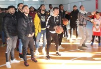 SAYıLAR - Sivassporlu Futbolcular Basketbol Oynadı