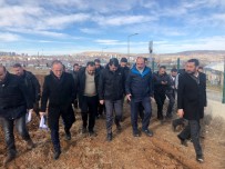 UĞUR İBRAHIM ALTAY - Başkan Altay Deprem Bölgesini Ziyaret Etti