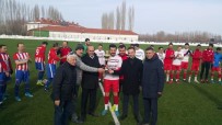 HALIL GÜNAY - Çavdarhisarspor Şampiyonluk Kupasını Aldı