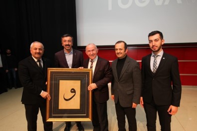 Ahmet Şimşirgil'den Osmanlı Konferansı