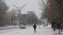 YAĞMURLU - Erzincan'da Karla Karışık Yağmur Ve Kar Yağışı Bekleniyor