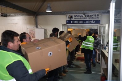 Kartal'dan Elazığ'a Yardım Tırı Yola Çıktı