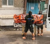 YÜKSEK ATEŞ - Rusya'da 2 Kişi Korona Virüsü Şüphesiyle Hastaneye Kaldırıldı