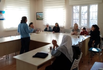 Tepebaşı'ndan Kırsalda Eğitim Çalışmaları Sürüyor