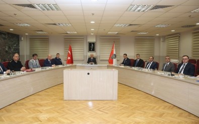 Vali Çakacak Başkanlığında 'İl Güvenlik Ve Asayiş Koordinasyon Toplantısı' Yapıldı