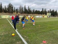 UMUTLU - Yeşilyurt Belediyespor'da Diyabekirspor Maçı Hazırlıkları Sürüyor