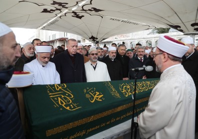Cumhurbaşkanı Erdoğan, Ahmet Vanlıoğlu'nun Cenaze Törenine Katıldı