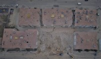 MUSTAFAPAŞA - Elazığ'da Depremle Çöken Binalarda Enkaz Kaldırma Çalışmaları