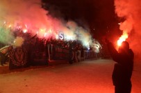 Erzurumspor'un 52. Kuruluş Yıldönümü Meşalelerle Kutlandı