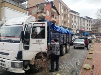 MAZLUM - 'İdlib İçin Yolun İyilik Olsun' Yardım Kamyonları Çaycuma'dan Yola Çıktı