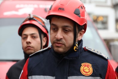 Kahraman İtfaiyeci Minik Yüsra'yı Anlattı