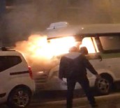 Tekirdağ'da Yolcu Minibüsü Alev Alev Yandı