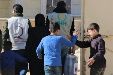 Türk Hayırseverlerden Suriye'ye Mazot Desteği