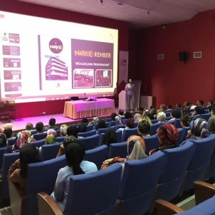 2019 Yılında 6 Bin Kişiye 'Narko Rehber' Eğitimi Verildi