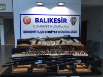 Balıkesir'de 35 Silah Ele Geçirildi