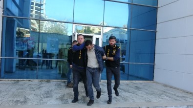 Bursa'daki Banka Soygun Anı Kamerada...Zanlı Nefes Kesen Takip Ve Polisin Müthiş Operasyonuyla Yakalandı