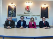 FARKıNDALıK - Dekan Gündoğdu  Açıklaması 'Bin 200 Öğrenciye Eğitim Veriyoruz'