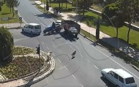 DİKKATSİZLİK - Köpeğe Çarpmamak İçin Durdu, Traktör Ona Çarptı, Kaza Anları Kamerada