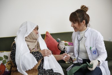 Evde Bakım Hizmetinden 9 Ayda 4 Bin 552 Yaşlı Ve Hasta Faydalandı.