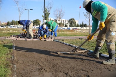 Haliliye'de Yol Yapım Atağı