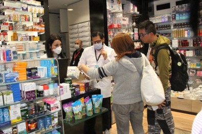 İstanbul Havalimanı'nda İki Haftada 10 Binin Üzerinde Maske Satıldı