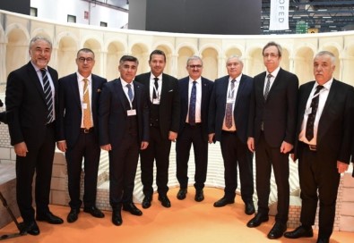 Vali Karaloğlu EMİTT 2020 Fuarına Katıldı