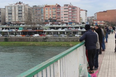 Yeşilırmak'ta Rastgele