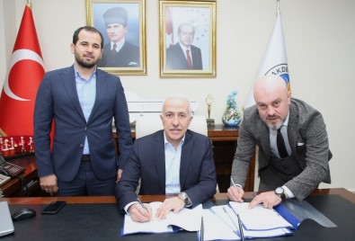 Akdeniz Belediyesi'nde Toplu İş Sözleşmesi İmzalandı
