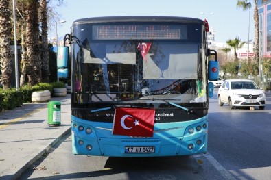 AP'deki Çirkin Saldırıya Antalya'dan Bayraklı Tepki