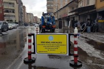 DİYARBAKIR VALİSİ - DİSKİ'den Kanalizasyon Sorunlarına Anında Müdahale