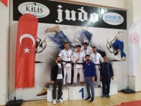 İŞİTME ENGELLİLER - İşitme Engelli Judocular Türkiye Üçüncüsü Oldu