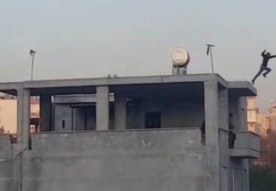 'Uçan Torbacı' Ayağı Kırık Yakalandı