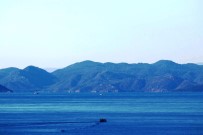 SAHİL GÜVENLİK - Batan Teknede Kaybolan 7 Göçmen Aranıyor