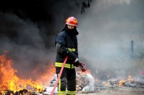 BURSA BÜYÜKŞEHİR BELEDİYESİ - Büyükşehir İtfaiyesi İle Güvendesiniz