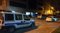 İZMIR ADLI TıP KURUMU - Kaçak Alkol Tükettiği İddia Edilen Avukat Hayatını Kaybetti